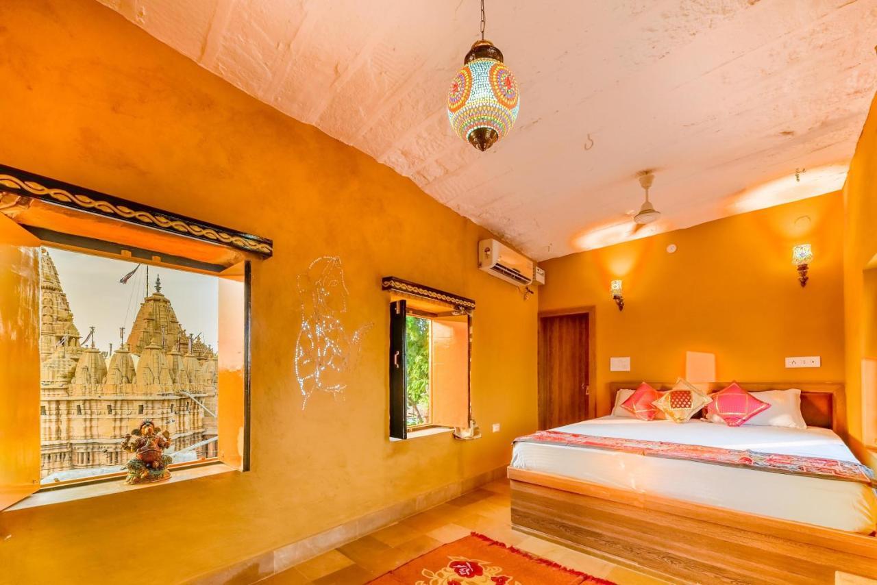 Mud Mirror Guesthouse Jaisalmer Exteriör bild