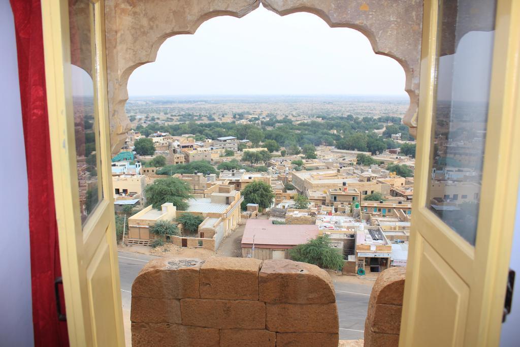 Mud Mirror Guesthouse Jaisalmer Exteriör bild