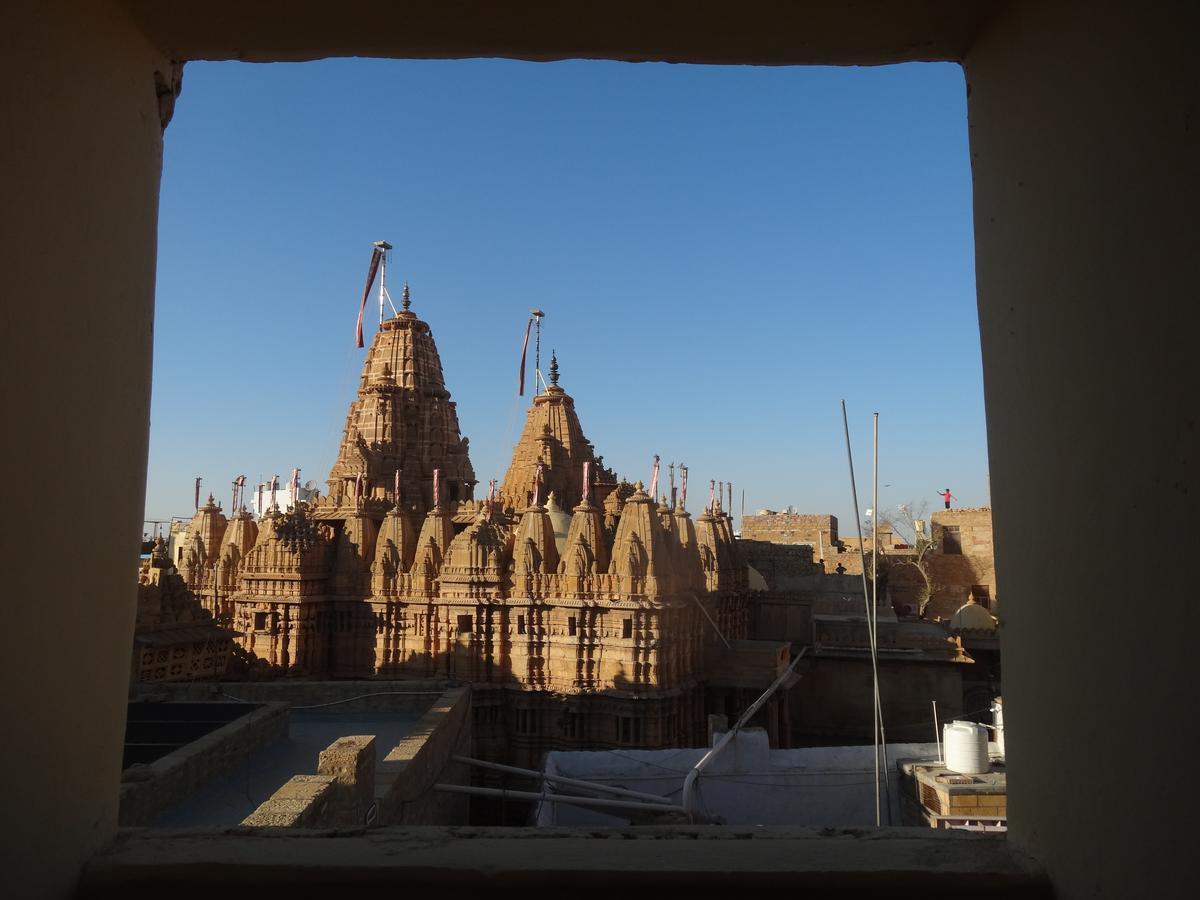 Mud Mirror Guesthouse Jaisalmer Exteriör bild